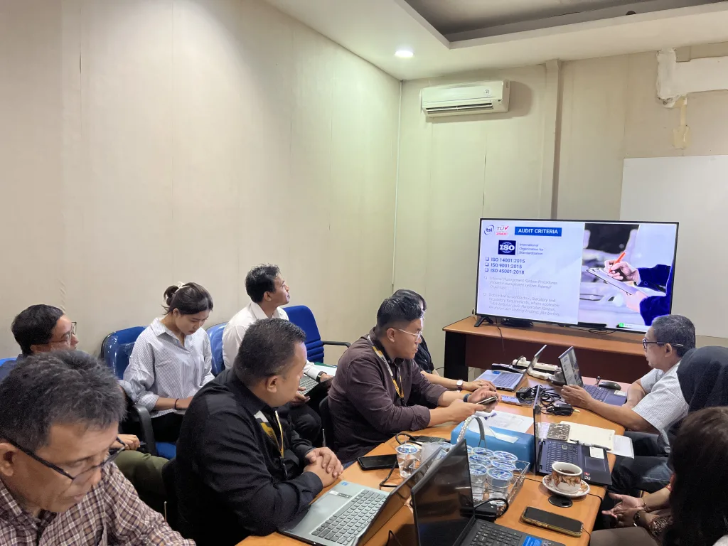 Audit Resertifikasi Intracs